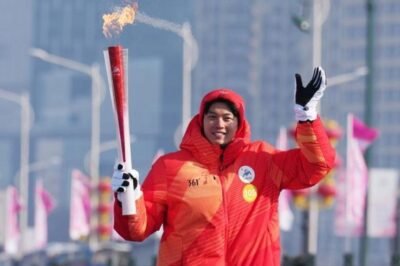 Chinese Olympic champions lead Asian Winter Games torch.